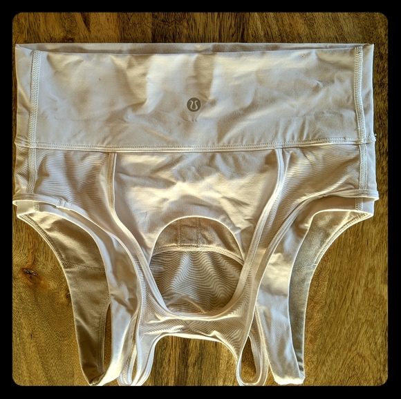 lululemon athletica Tops - Lululemon bra